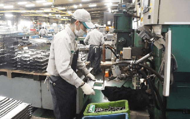 スポット溶接工程